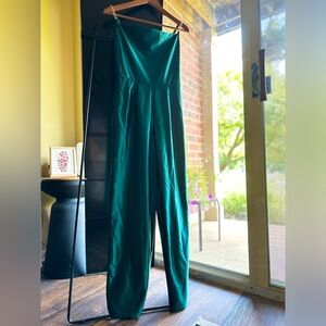 Derek Heart Dark Green Jumpsuit with Elegant Silhouette